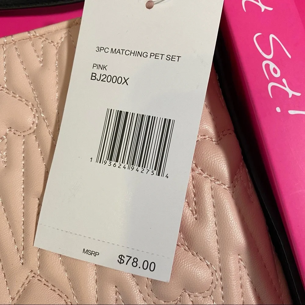 Betsey Johnson Pet Set Pale Pink Heart Crossbody Bag Waste Bag and Dog Collar